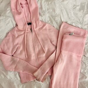 Forever 21 pink tracksuit with ribbed details